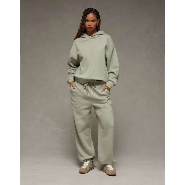 AE Everyday Luxe Jogger - Olive Fun