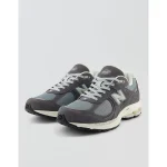 New Balance Men's 2002R Sneaker - Gray