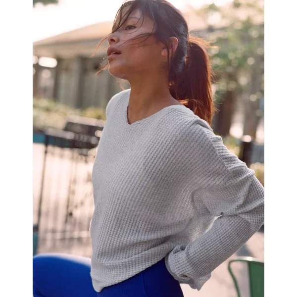 OFFLINE By Aerie Wow! Waffle Notch Neck Long Sleeve T-Shirt - Light Heather Gray